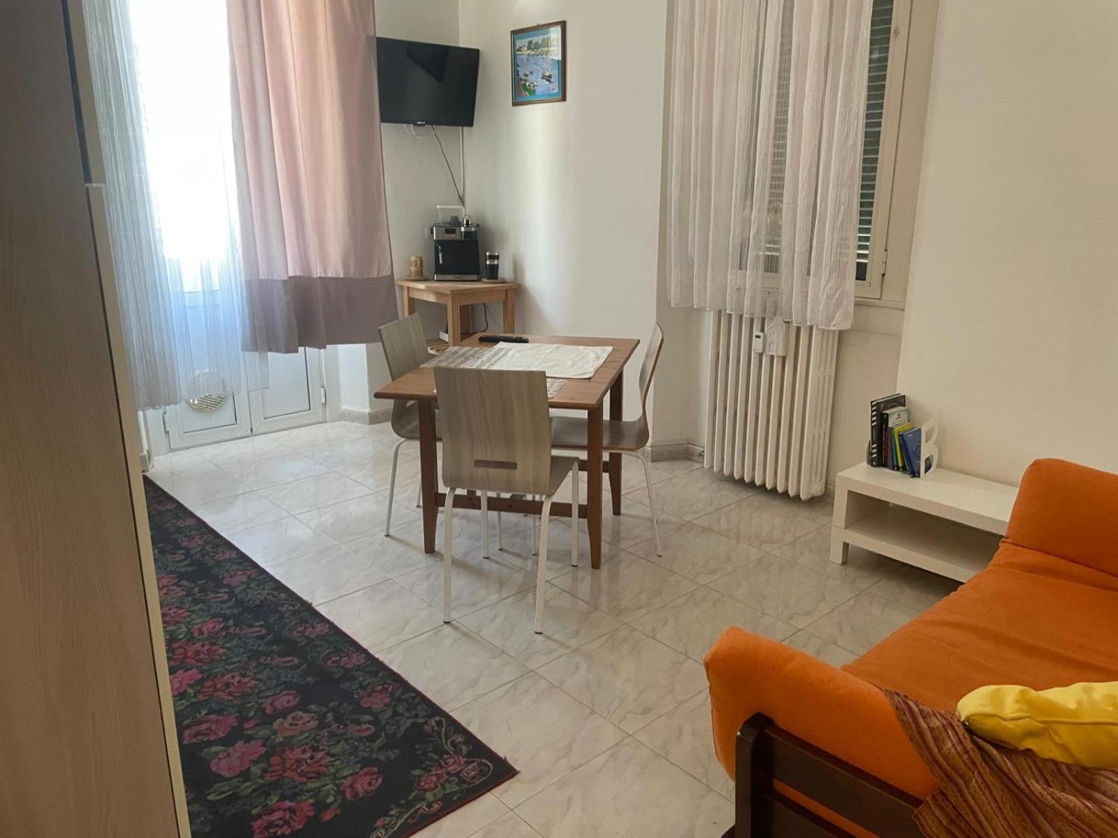Apartment Duomo Bocconi Navigli Milan Exterior photo
